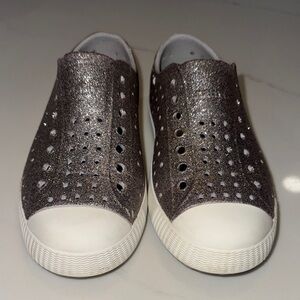 Native Jefferson Kids Glitter Slip-On Sneakers - Silver Sparkle 13